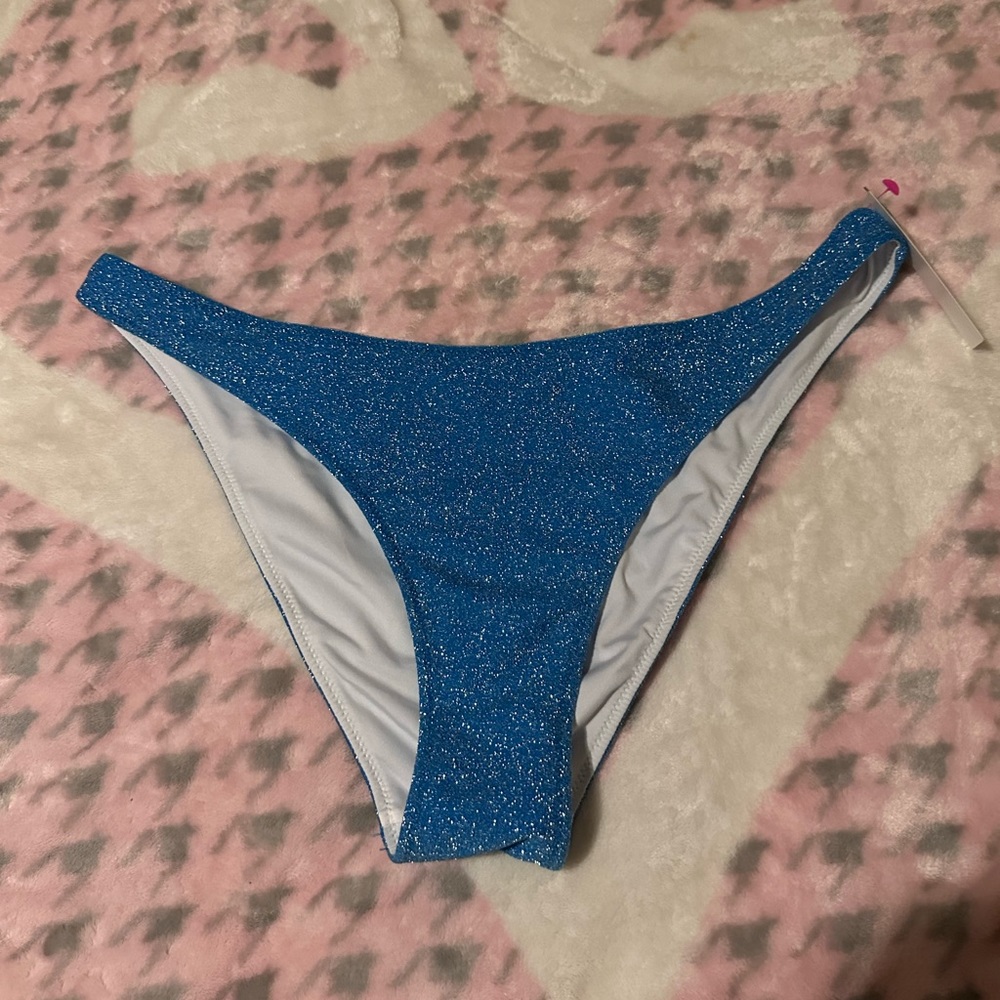 Victoria’s Secret shimmer